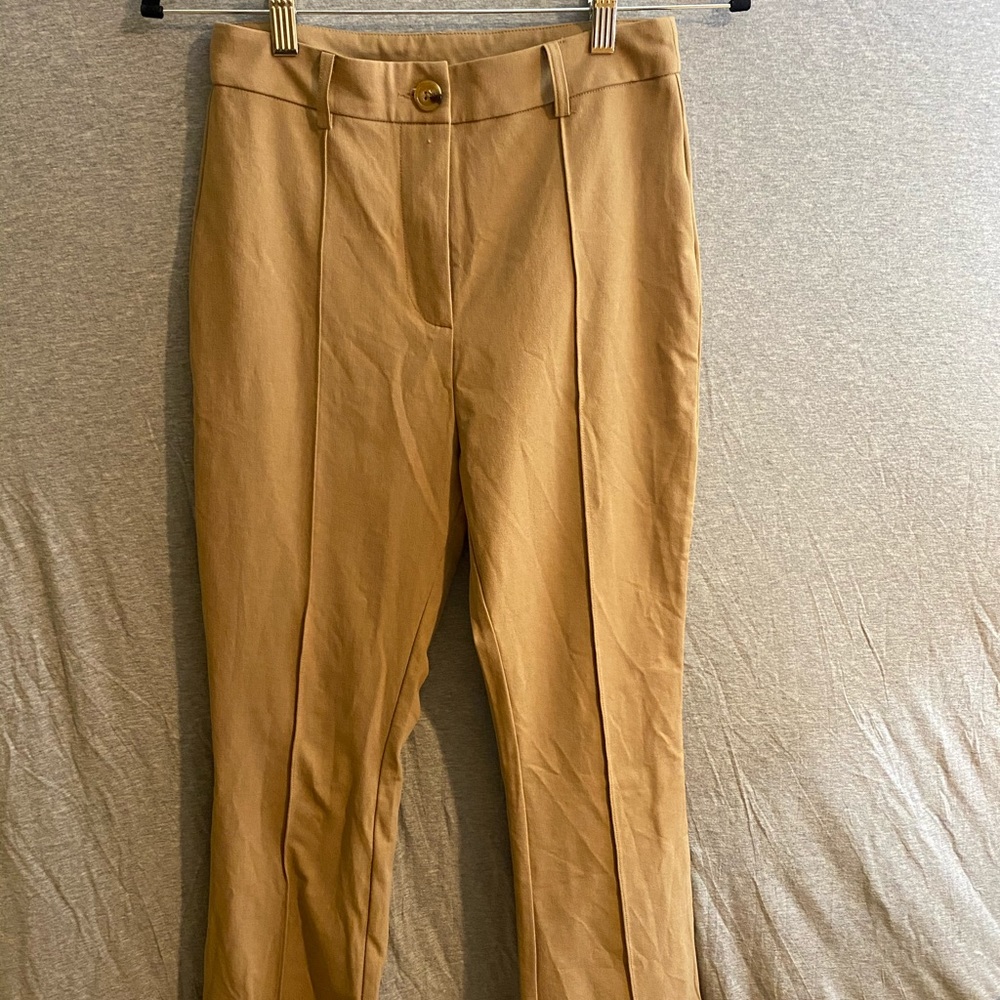 Straight leg brown fitted pants